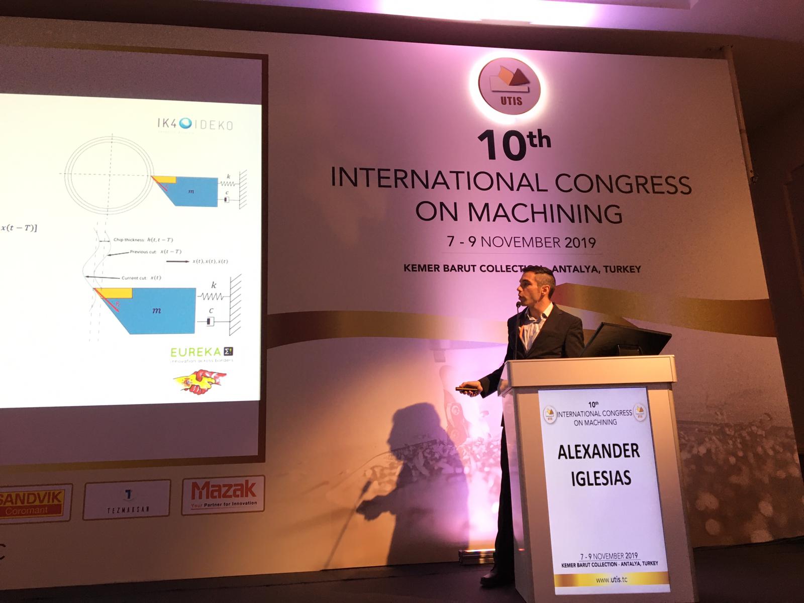 IDEKO presenta sus novedades sobre eliminación de vibraciones en el mecanizado en un congreso en Turquía